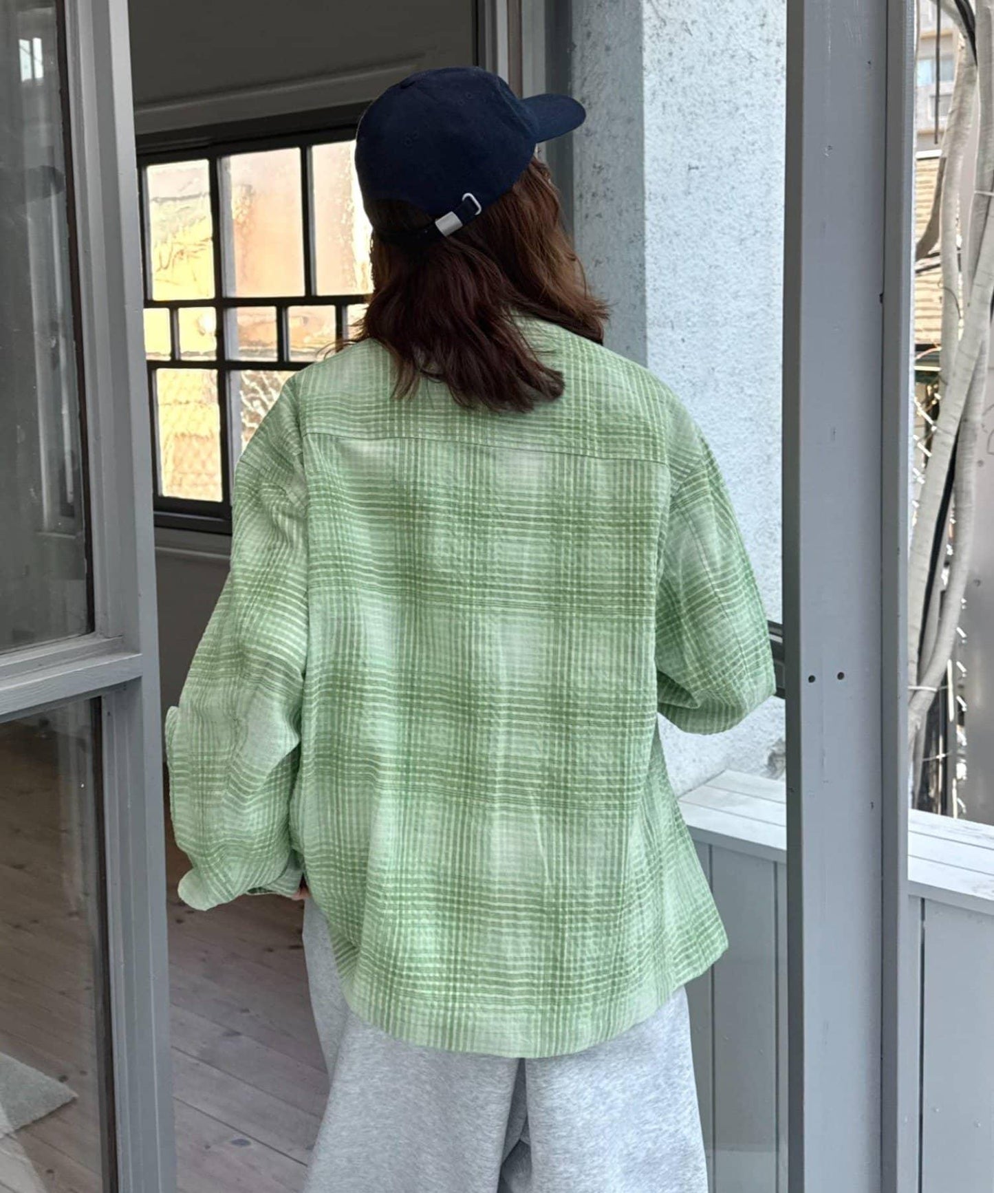 舒適中性 泡泡紗漸變格紋 襯衫