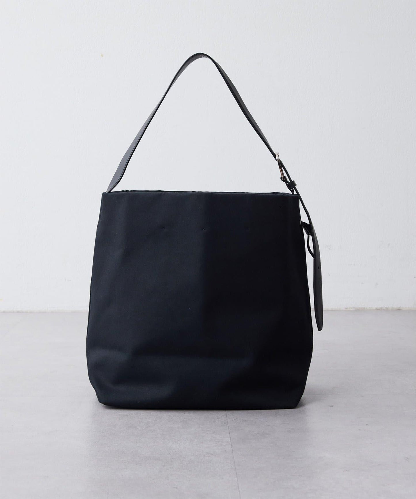 MARY AL TERNA SHOULDER BAG 單肩包