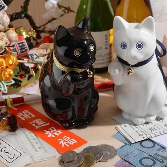 【招き猫】へそくりの招き猫 壱号 黒 (中) | 肥前吉田焼 | Kata Koto