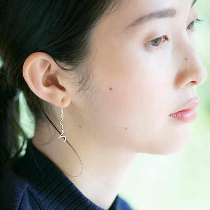 【ピアス】こころ ゴールド (K10) 片耳 | ひらがなアクセサリー | SAORI KUNIHIRO