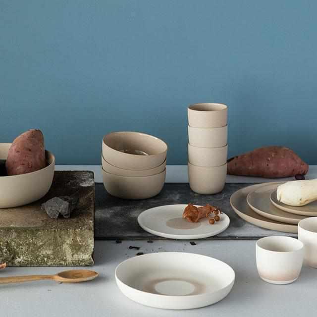 【有田焼】2016/ カースティ ヴァン ノート プレート 250 (グレイクレイ)