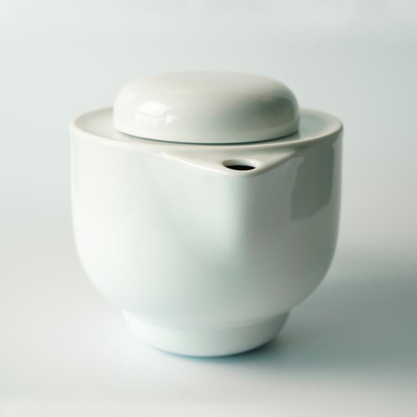 【有田焼】2016/ ポーリーン デルトゥア ティーポット (ホワイト)