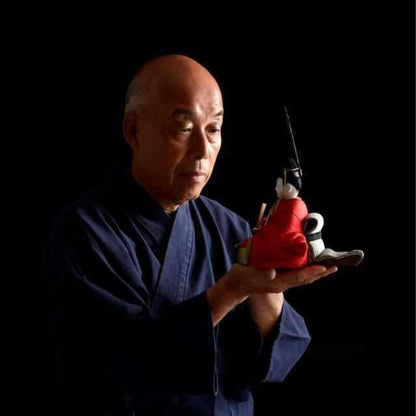 【招き猫】革エナメル S | 江戸木目込み | 柿沼人形