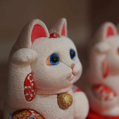 【招き猫】風水 (白) 無垢 リラックス | 江戸木目込み | 柿沼人形