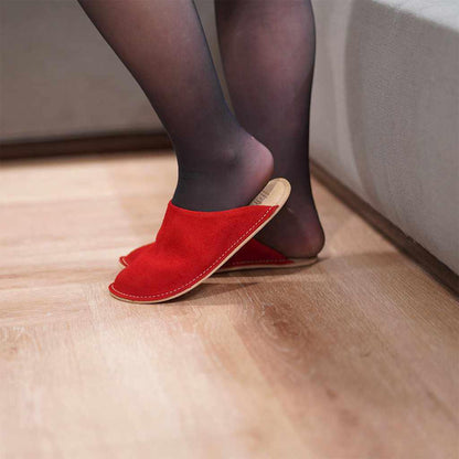 【スリッパ】Reela ベロア ルームサボ(レッド)
