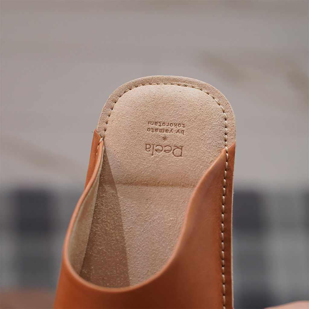 【スリッパ】Reela 本革スムース ルームサボ(キャメル)