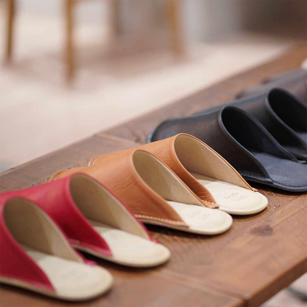 【スリッパ】Reela 本革スムース ルームサボ(レッド)23.0~24.0cm