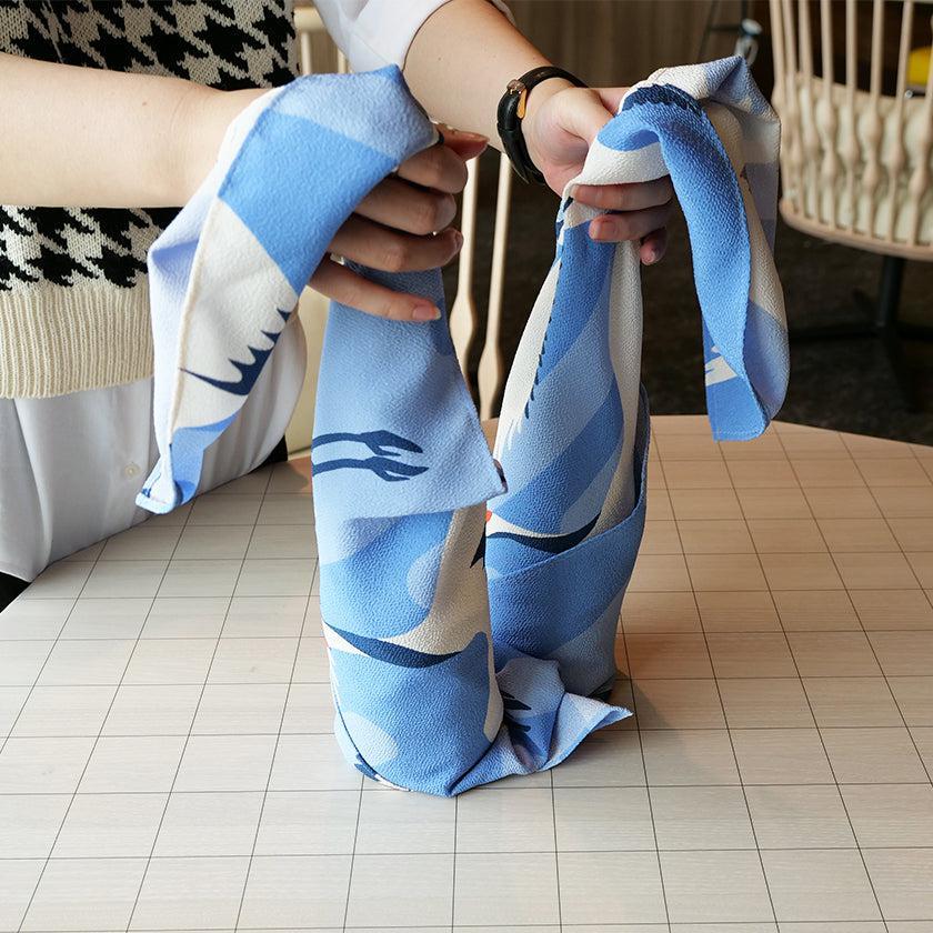 【風呂敷】鶴霞 たづかすみ (二越ちりめん96cm) | 超撥水加工| 朝倉染布