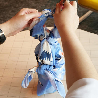 【風呂敷】鶴霞 たづかすみ (二越ちりめん96cm) | 超撥水加工| 朝倉染布