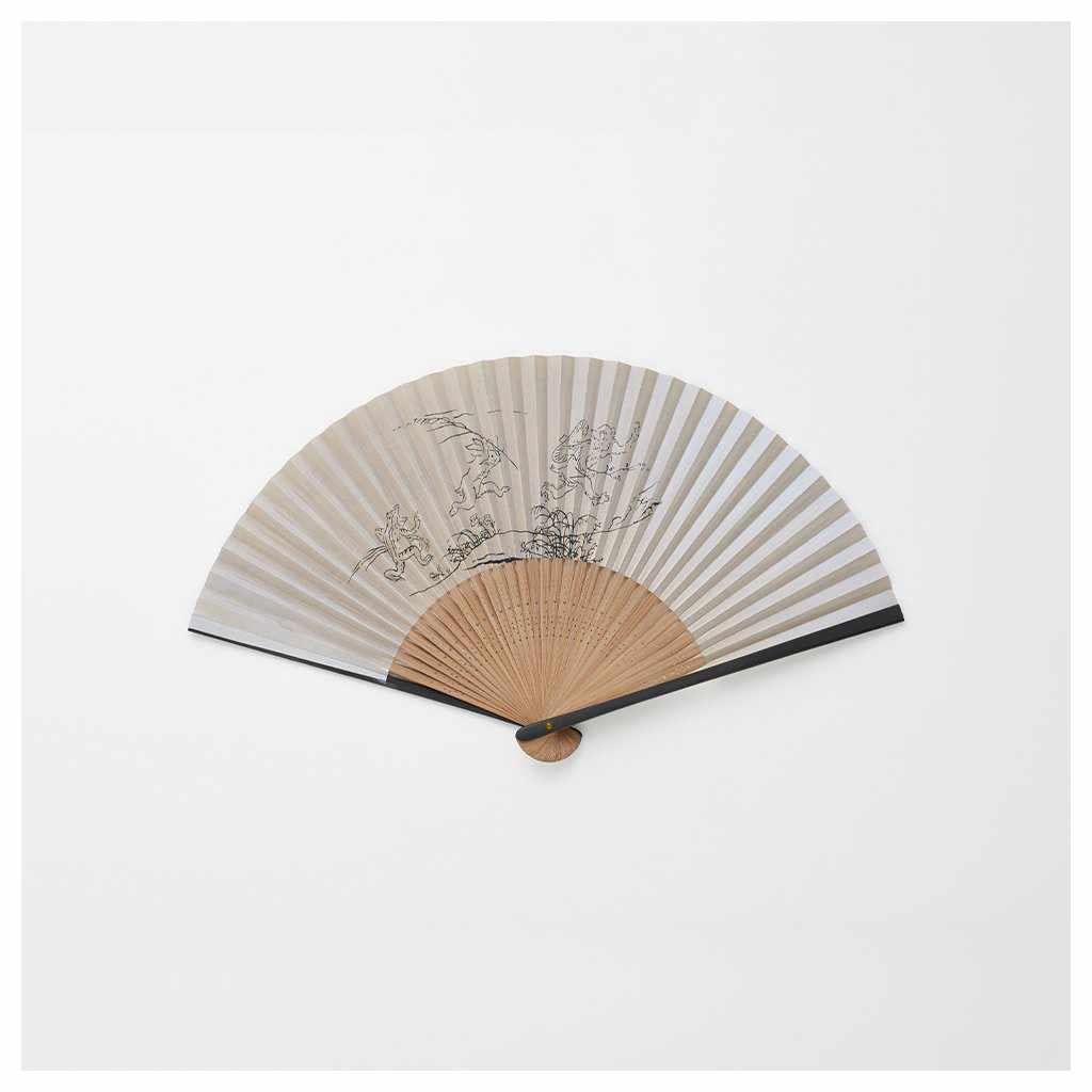 【扇子】男物 紙扇 鳥獣戯画 薄灰色 | 京扇子 | 大西常商店