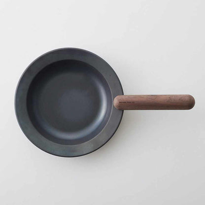 【鉄フライパン】FRYING PAN JIU ハンドルセット(ウォルナット)M | 金属加工 | 藤田金属