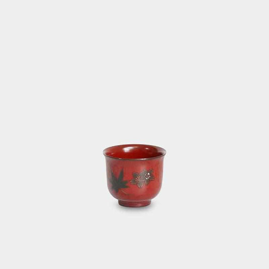 【ぐい吞】羽反 春秋 内赤 | 八雲塗