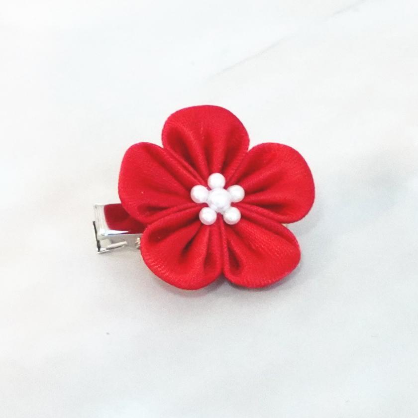 【アクセサリー】茜 (丸ブローチ、六角ブローチ、ヘアクリップ、ヘアゴム 4点セット ) | つまみ細工