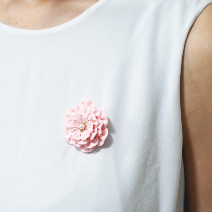 【アクセサリー】桜 (バレッタ、三角ブローチ、四角ブローチ、丸ブローチ 4点セット ) | つまみ細工