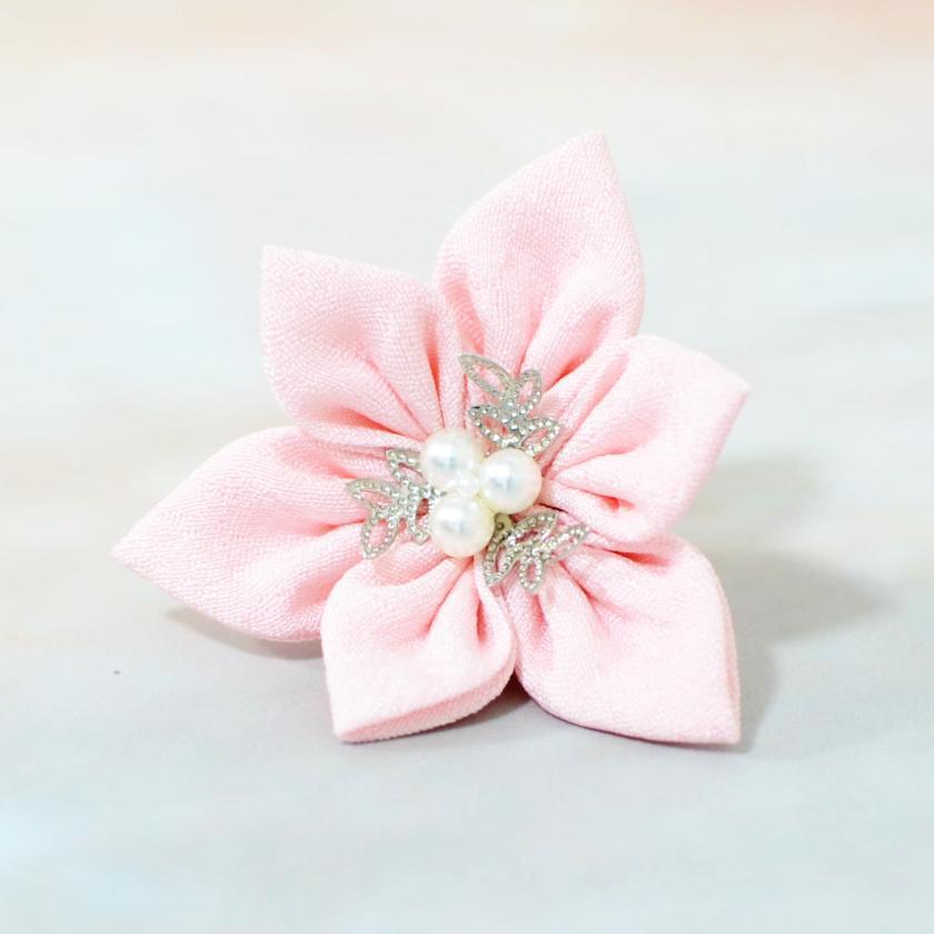 【アクセサリー】桜 (バレッタ、三角ブローチ、四角ブローチ、丸ブローチ 4点セット ) | つまみ細工