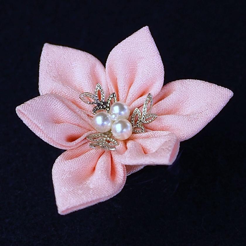 【アクセサリー】桜 (バレッタ、三角ブローチ、四角ブローチ、丸ブローチ 4点セット ) | つまみ細工