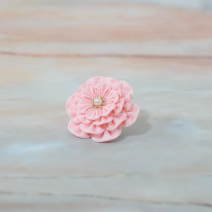 【アクセサリー】桜 (バレッタ、三角ブローチ、四角ブローチ、丸ブローチ 4点セット ) | つまみ細工