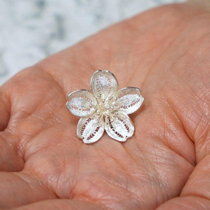 【ピアス】Cherry blossam drop | 銀細工 | CHECOS