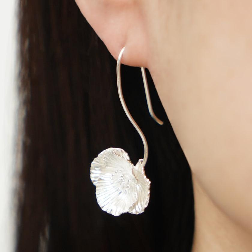 【ピアス】Shirley poppy (L) | 銀細工 | CHECOS
