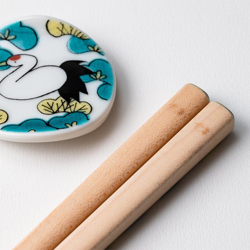【箸】KUTANI SEAL 松 22.5cm (食洗機 可) 箸置き ギフト箱付 | 若狭の塗箸 | 箸蔵まつかん
