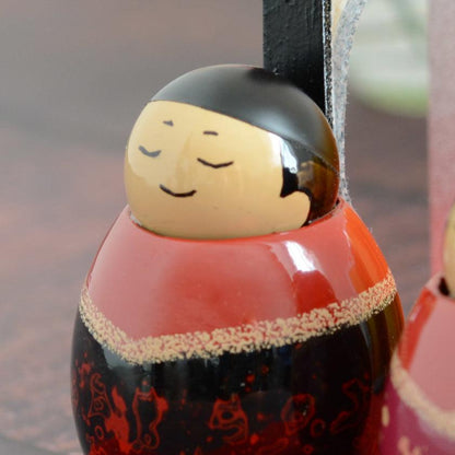 【ひな人形】ミニ親王飾り (殿:黒、姫:紅) | 津軽塗