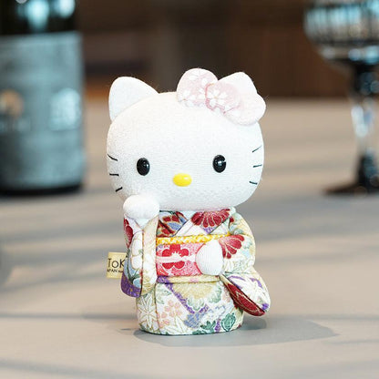 【招き猫】招きハローキティ (桃) | 江戸木目込み | 柿沼人形
