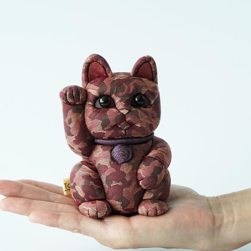 【招き猫】迷彩柄 (赤) M | 江戸木目込み | 柿沼人形