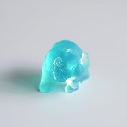 【置物】sinkop 鮭喰い熊 (水色) | アイヌ工芸