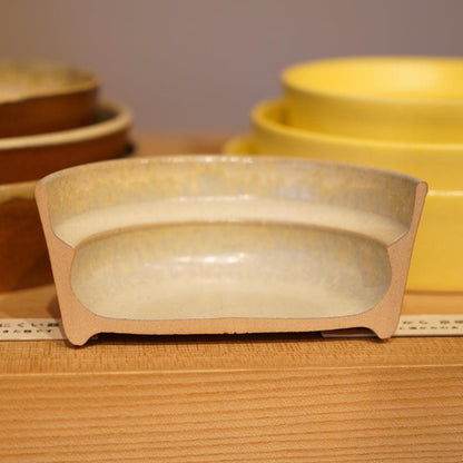 【お皿】愛媛県から 砥部焼の こぼしにくい器 | “0歳からの伝統ブランドaeru”