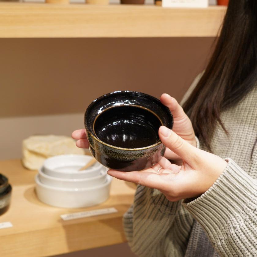 【お皿】青森県から 津軽焼の こぼしにくい器 | “0歳からの伝統ブランドaeru”