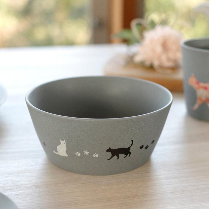【ボウル】蓄光 猫 13cmルミナスボウル (マットライトグレー) | 美濃焼 | 丸モ高木陶器
