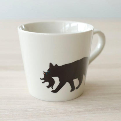 【マグカップ】温感 くわえる猫 (ニューボン) | 美濃焼 | 丸モ高木陶器