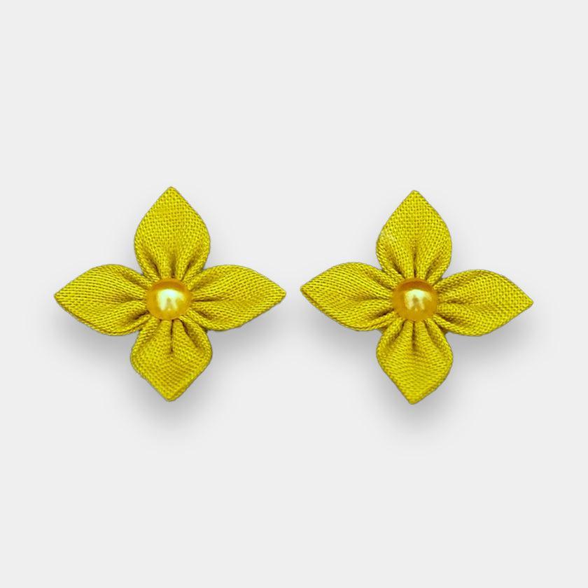 【ピアス】クロースフラワーピアス カナリア色 | つまみ細工 | eつまみ