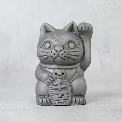 【招き猫】瓦の招き猫 | 淡路鬼瓦 | 瓦廊