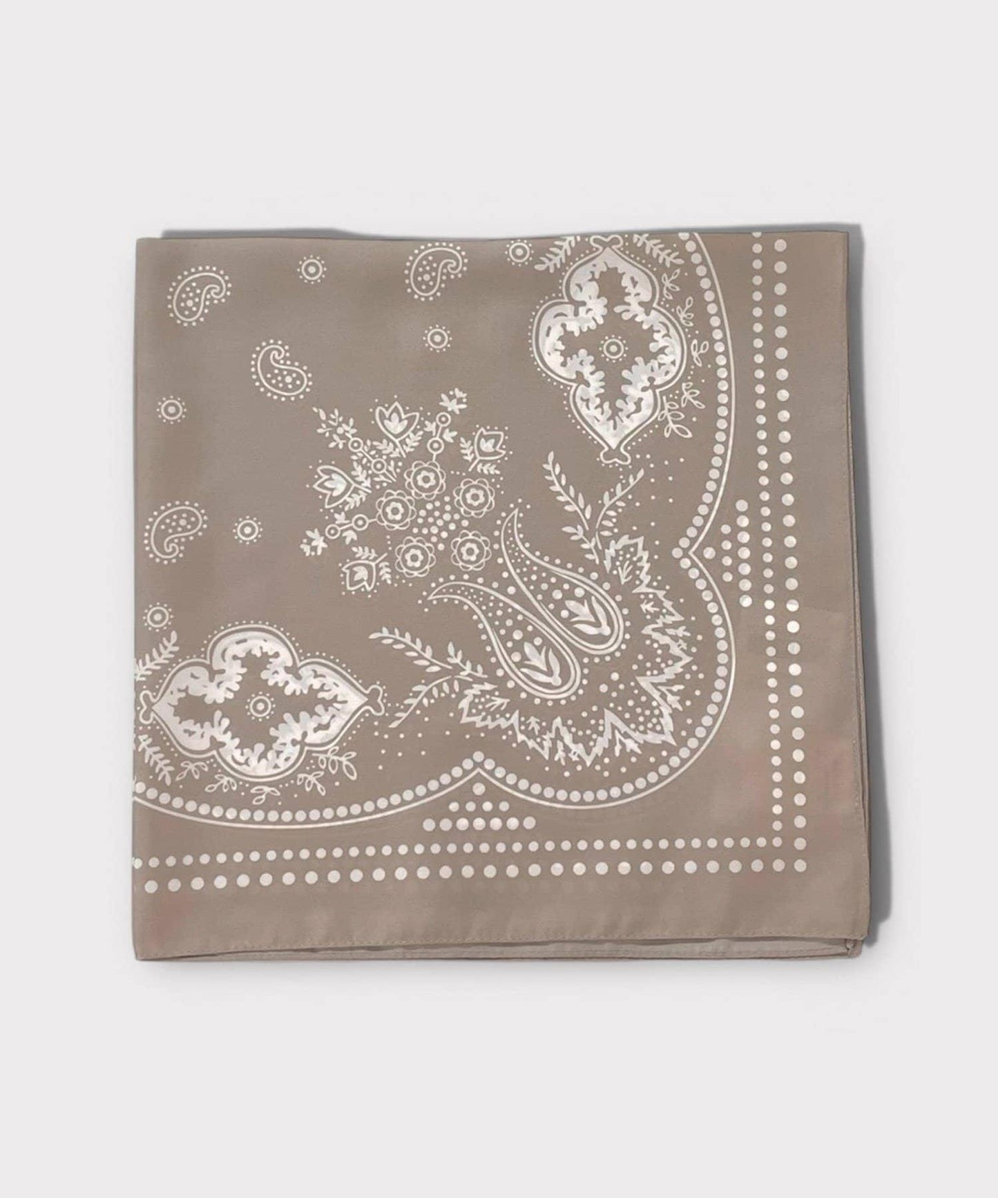 意大利製造 頭巾佩斯利圖案 絲巾