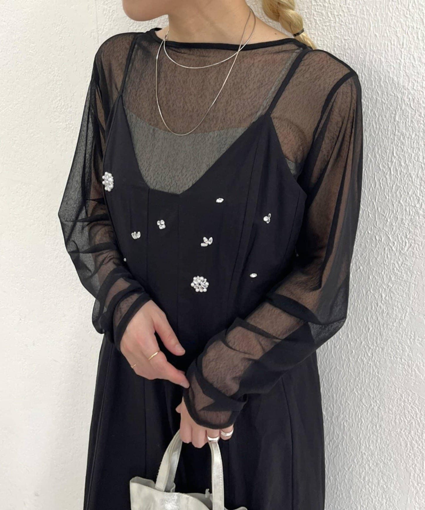 寶石裝飾吊帶連衣裙