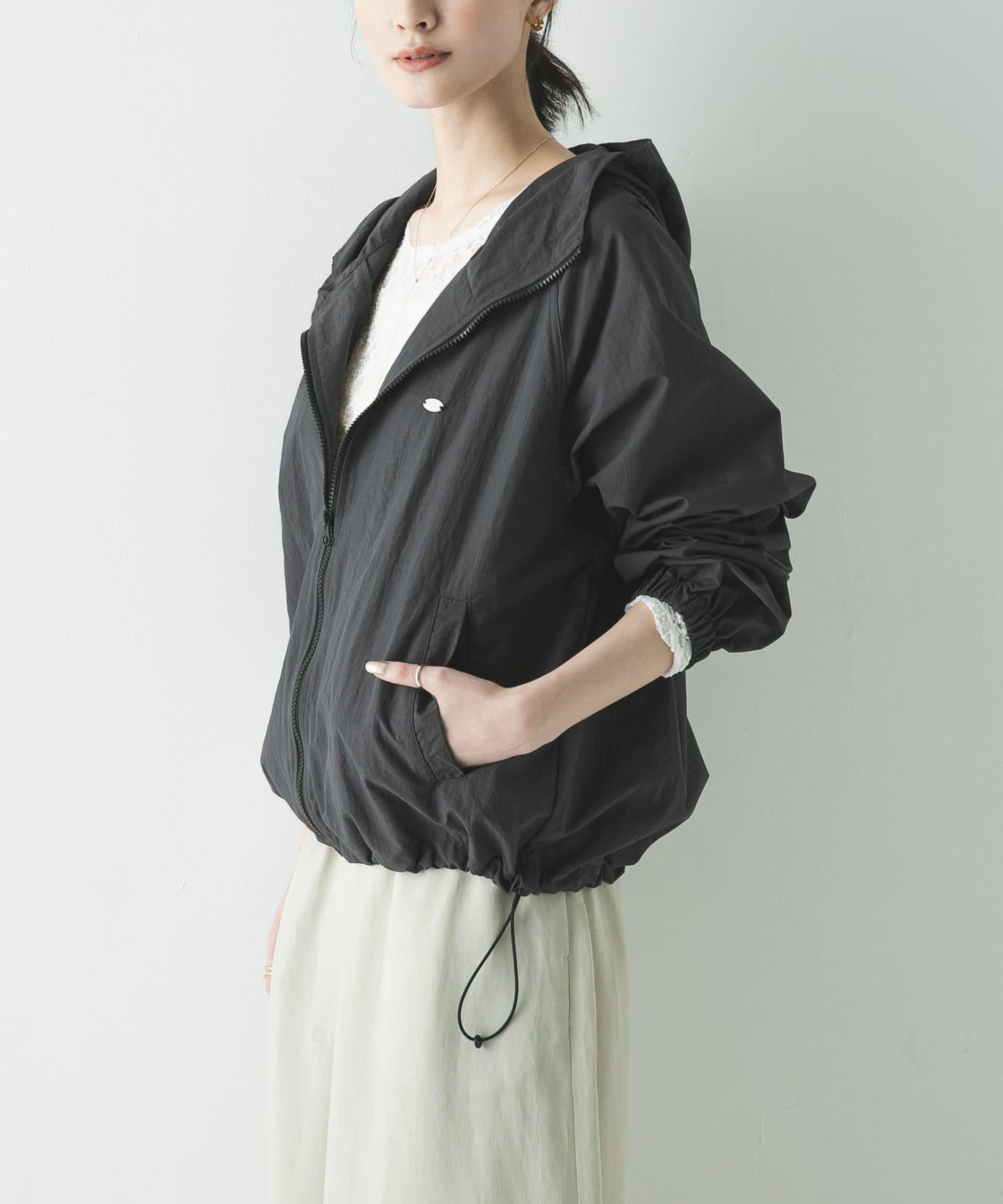 聯名 La Hutte×URBAN RESEARCH 尼龍外套
