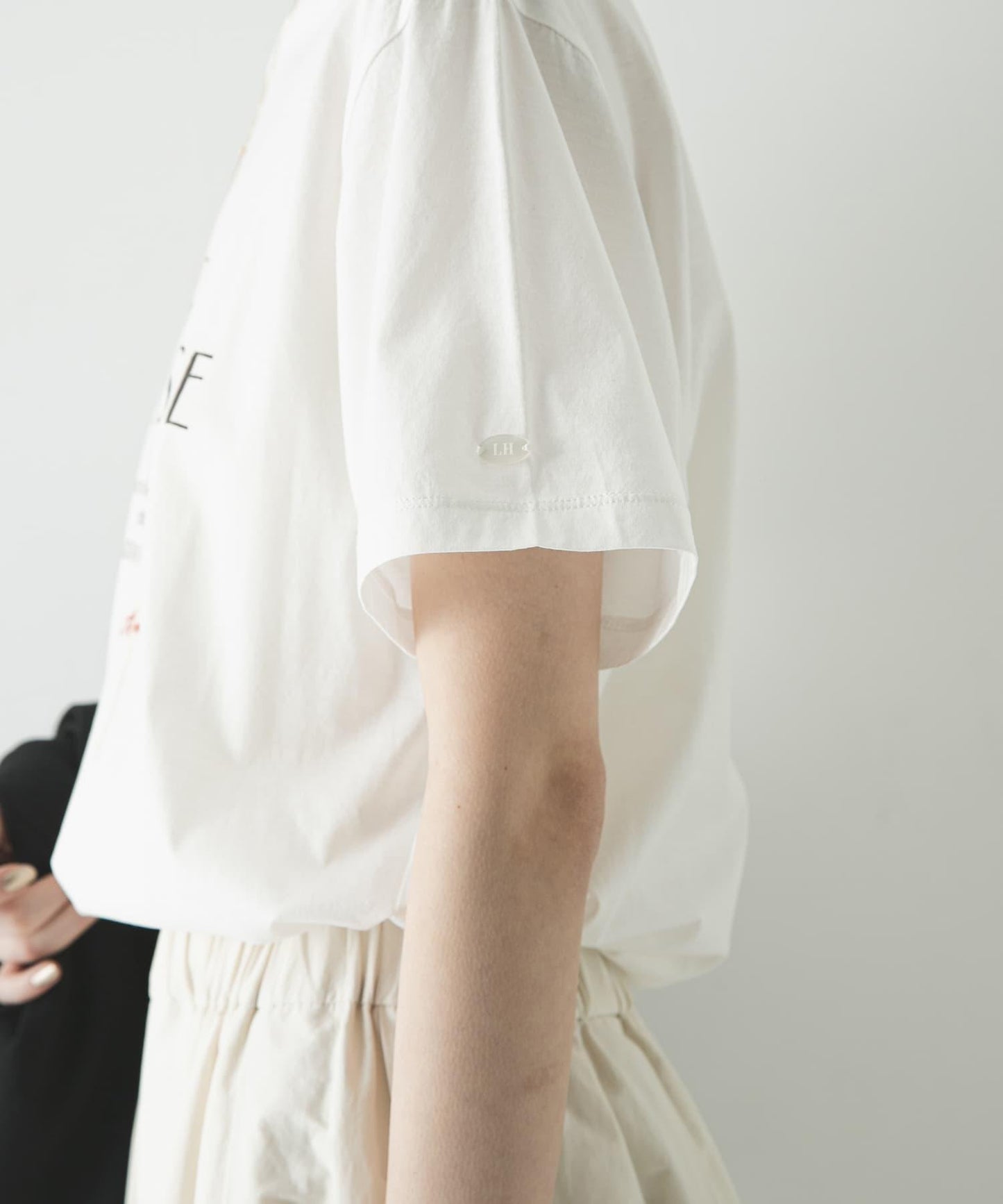 聯名 La Hutte×URBAN RESEARCH 合作款 T恤