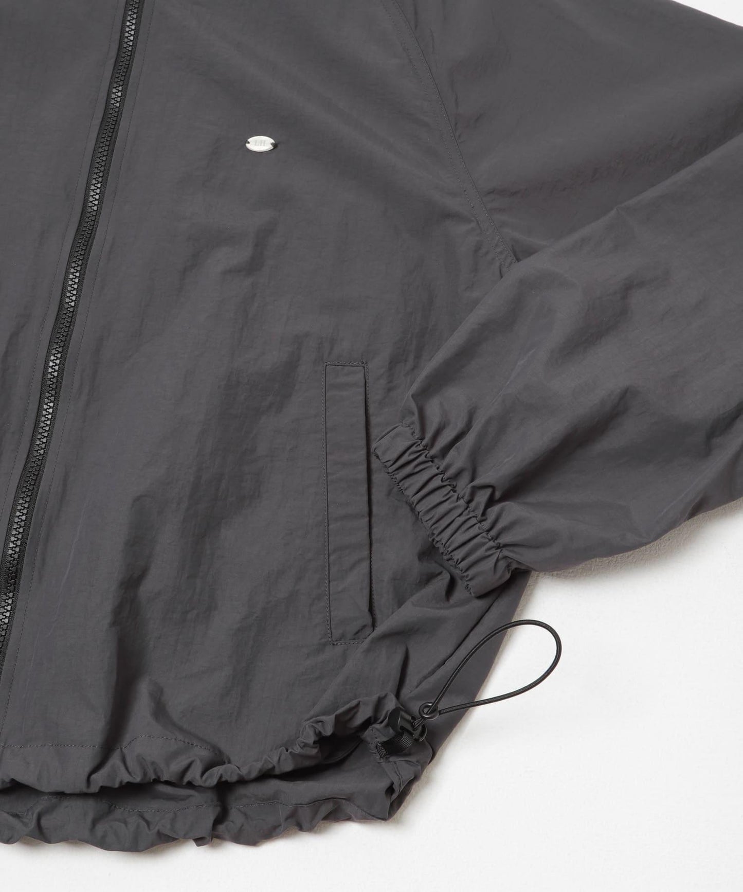 聯名 La Hutte×URBAN RESEARCH 尼龍外套
