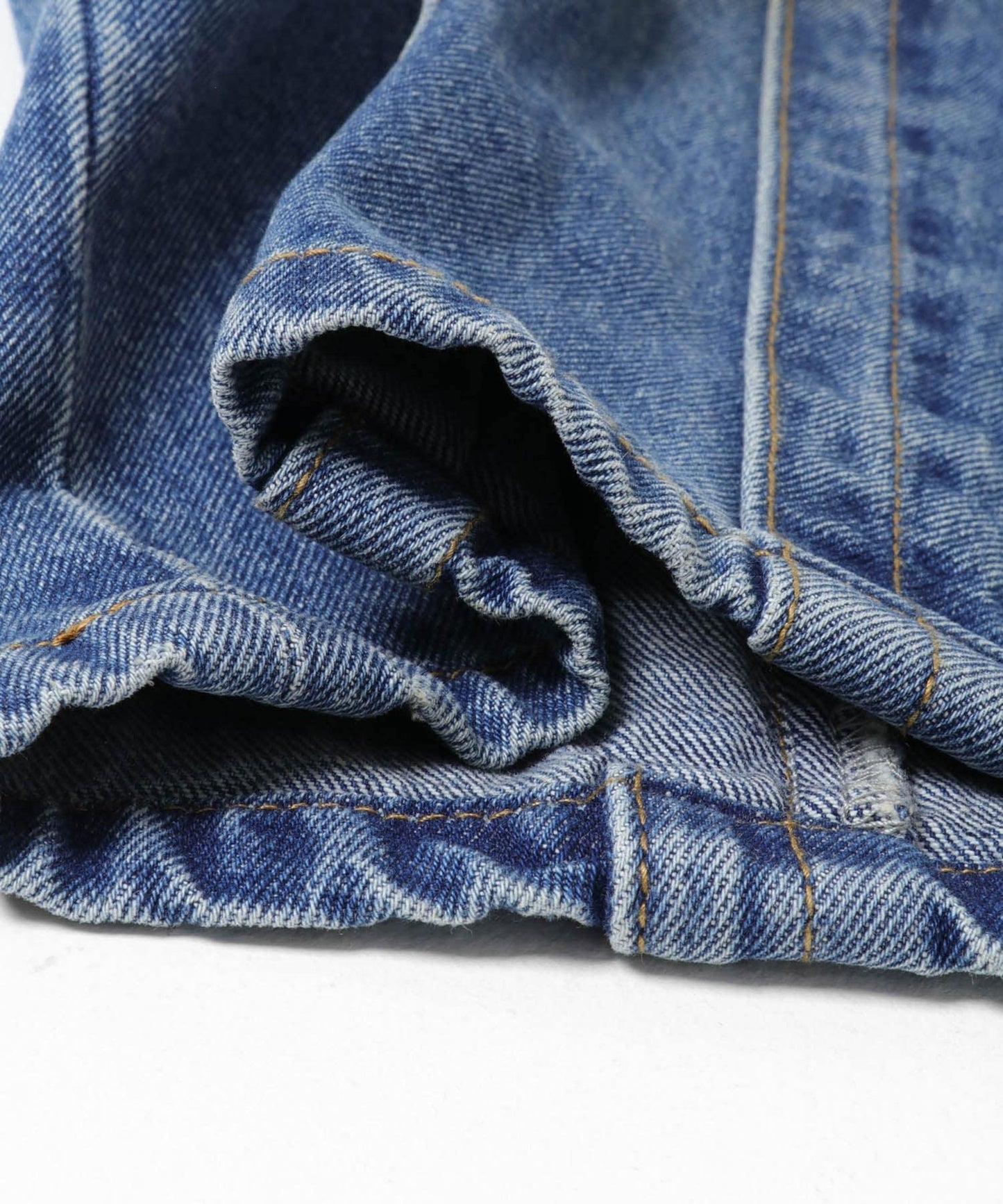 中性疊層設計寬鬆 LAYERED WIDE JEANS 牛仔褲