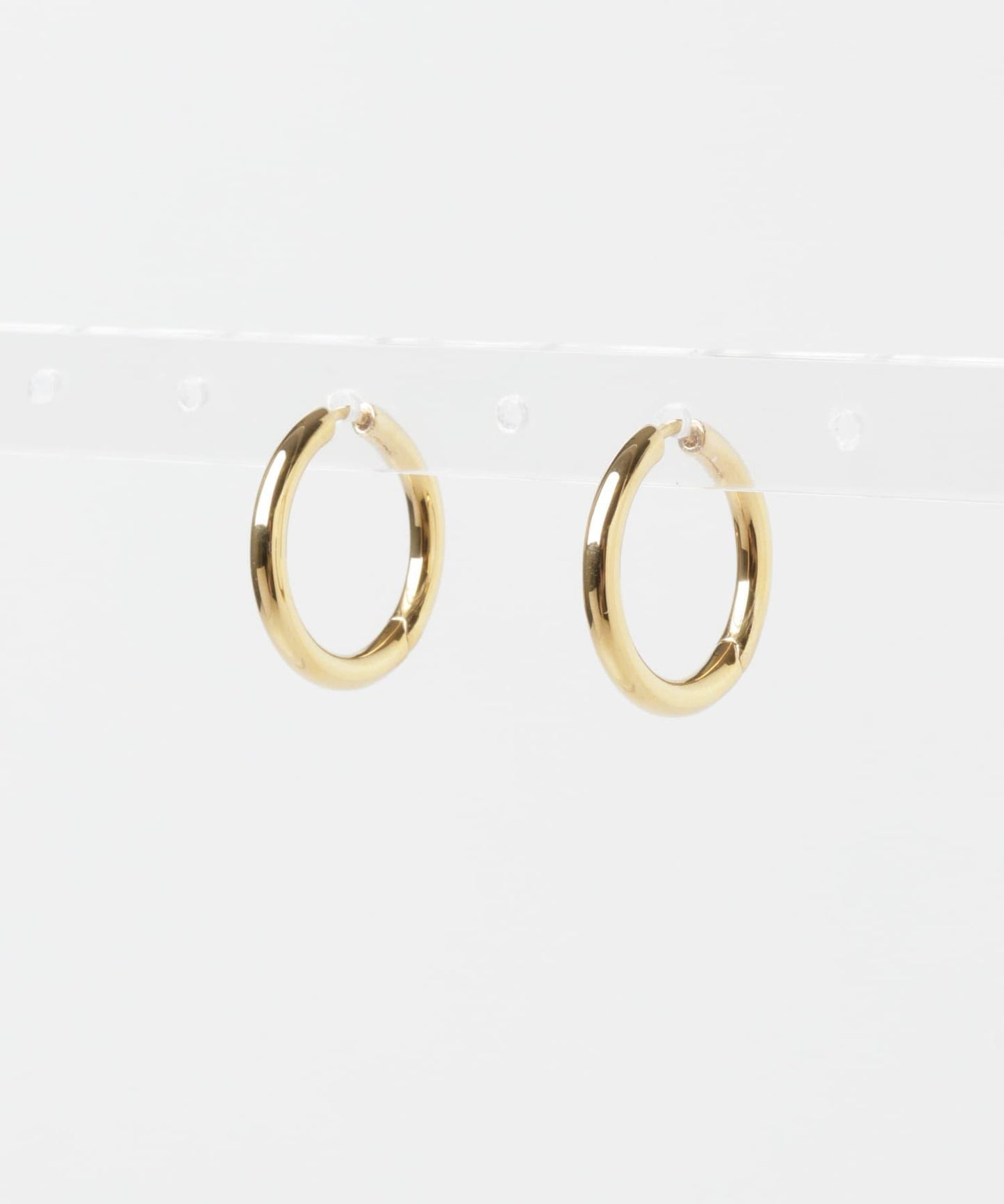 TOM WOOD CLASSIC HOOPS MEDIUM GOLD