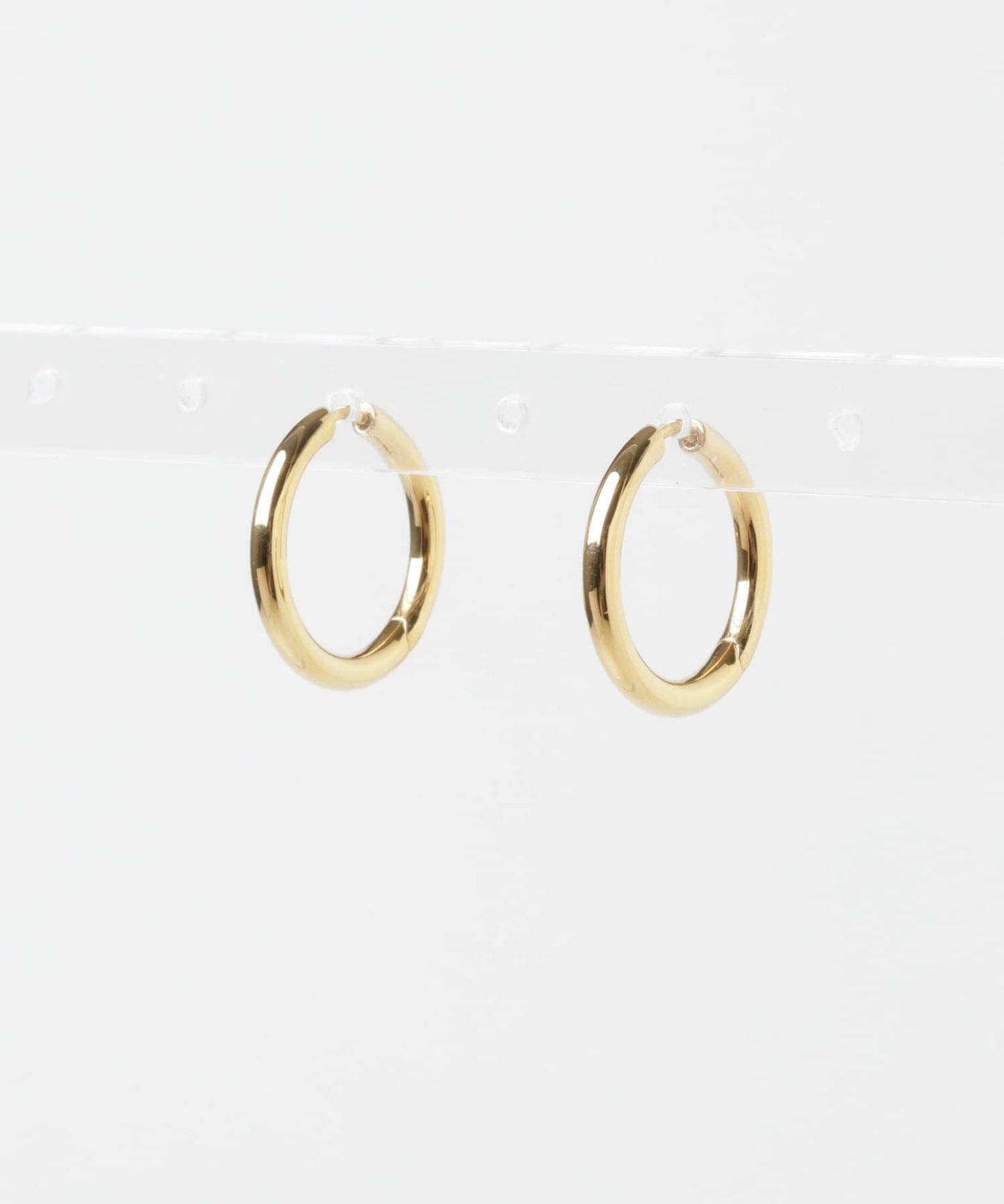 TOM WOOD CLASSIC HOOPS MEDIUM GOLD