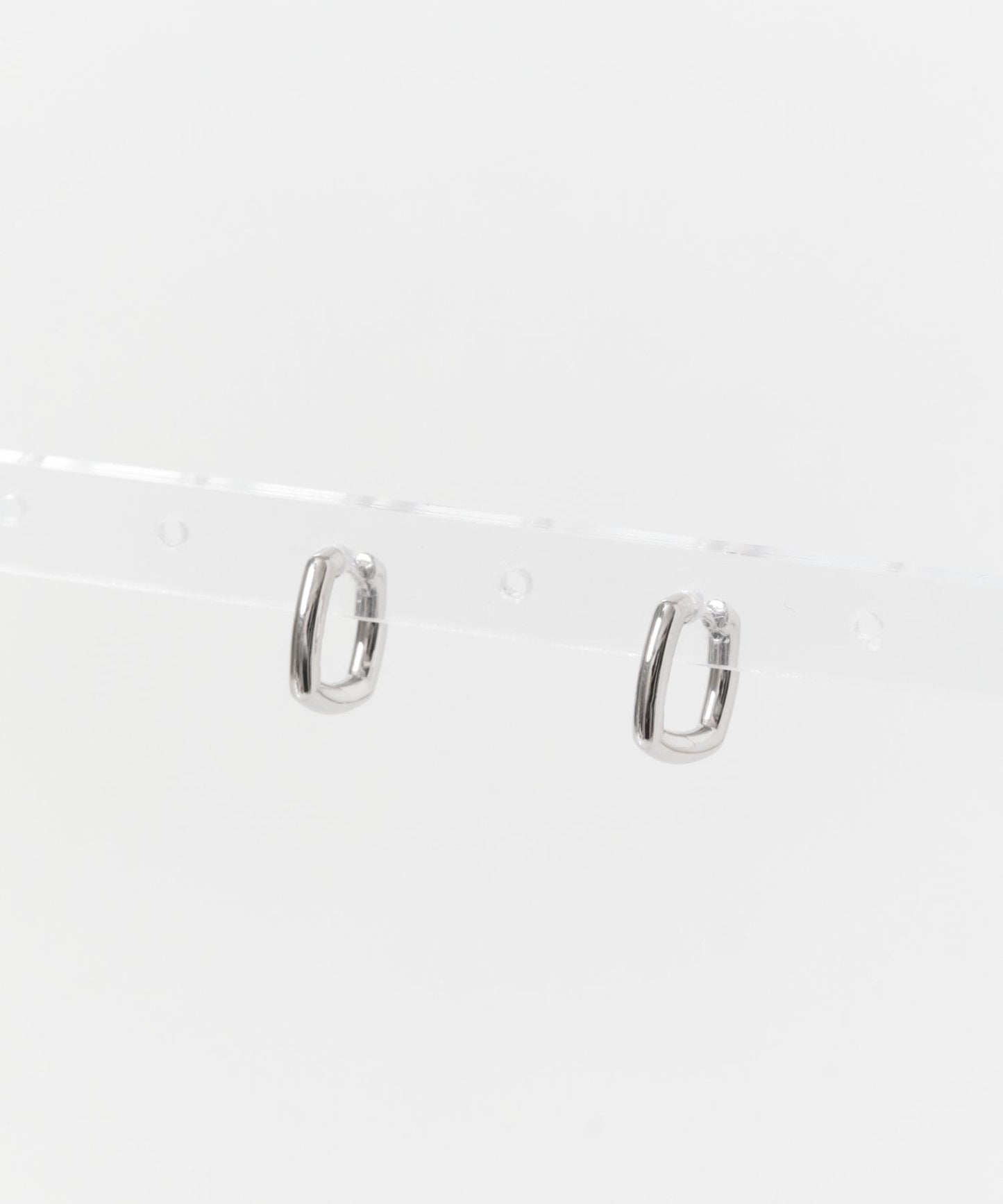 TOM WOOD FRAME HOOPS SMALL 圈式耳環