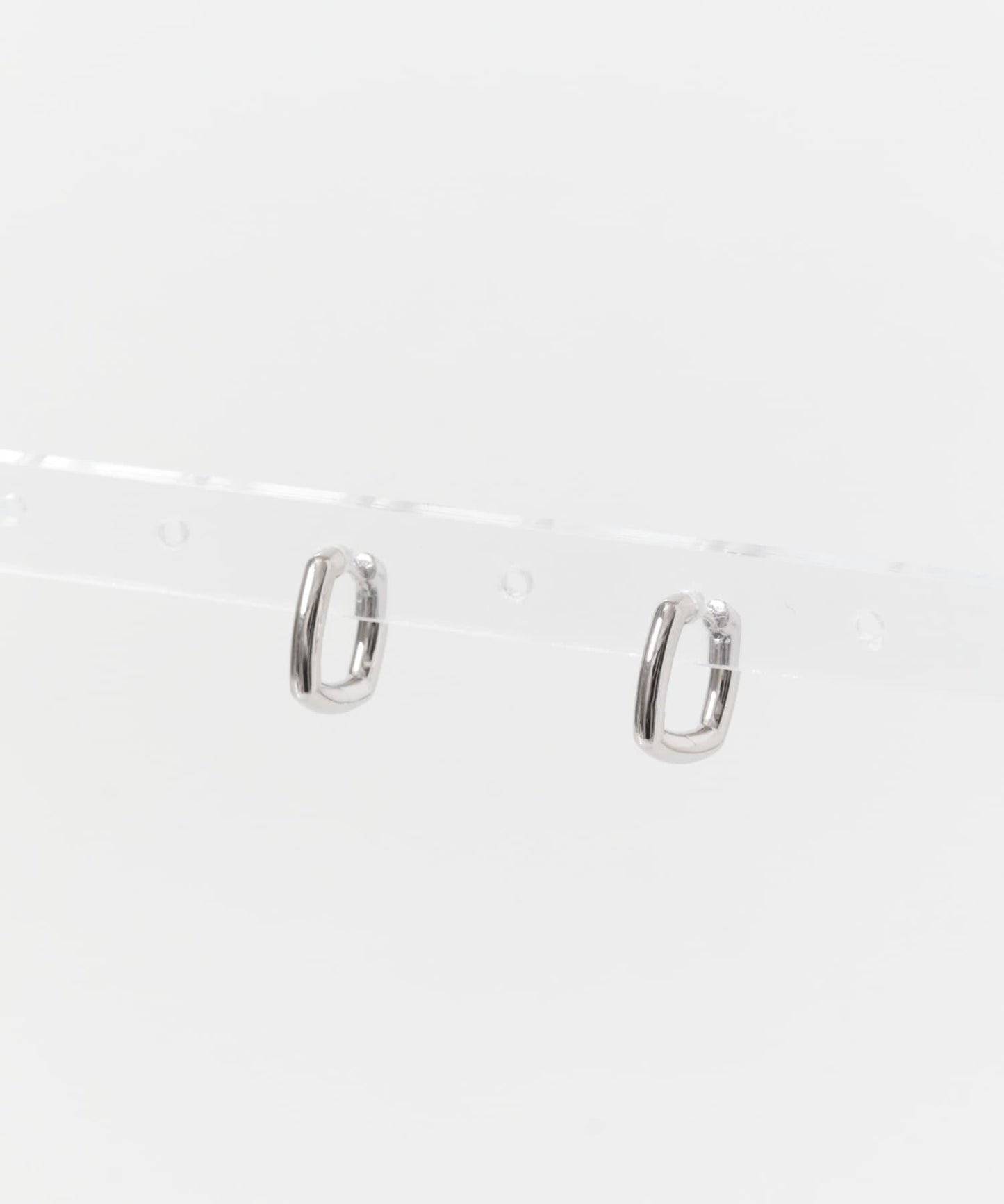 TOM WOOD FRAME HOOPS SMALL 圈式耳環