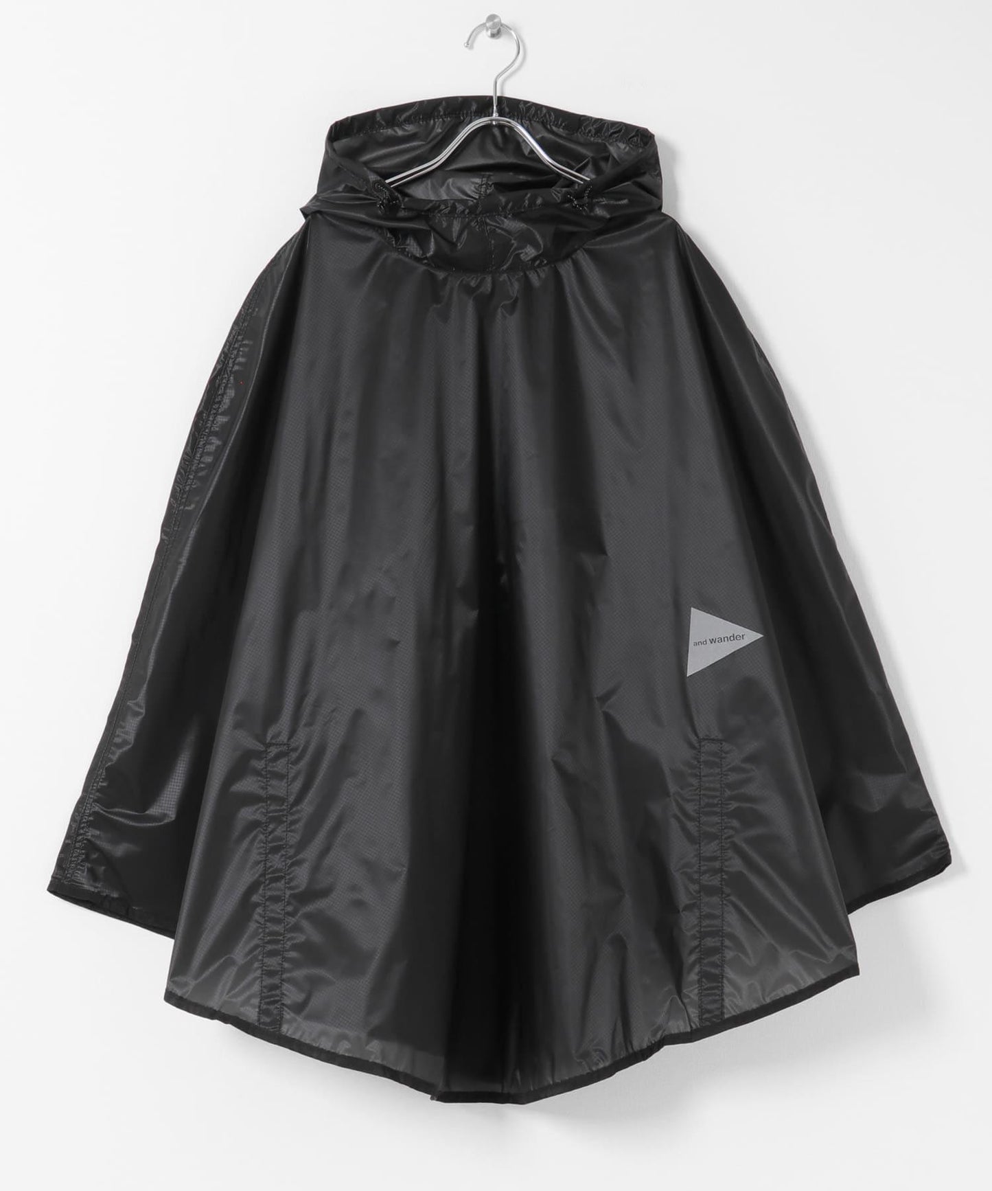 and wander SIL PONCHO 斗篷