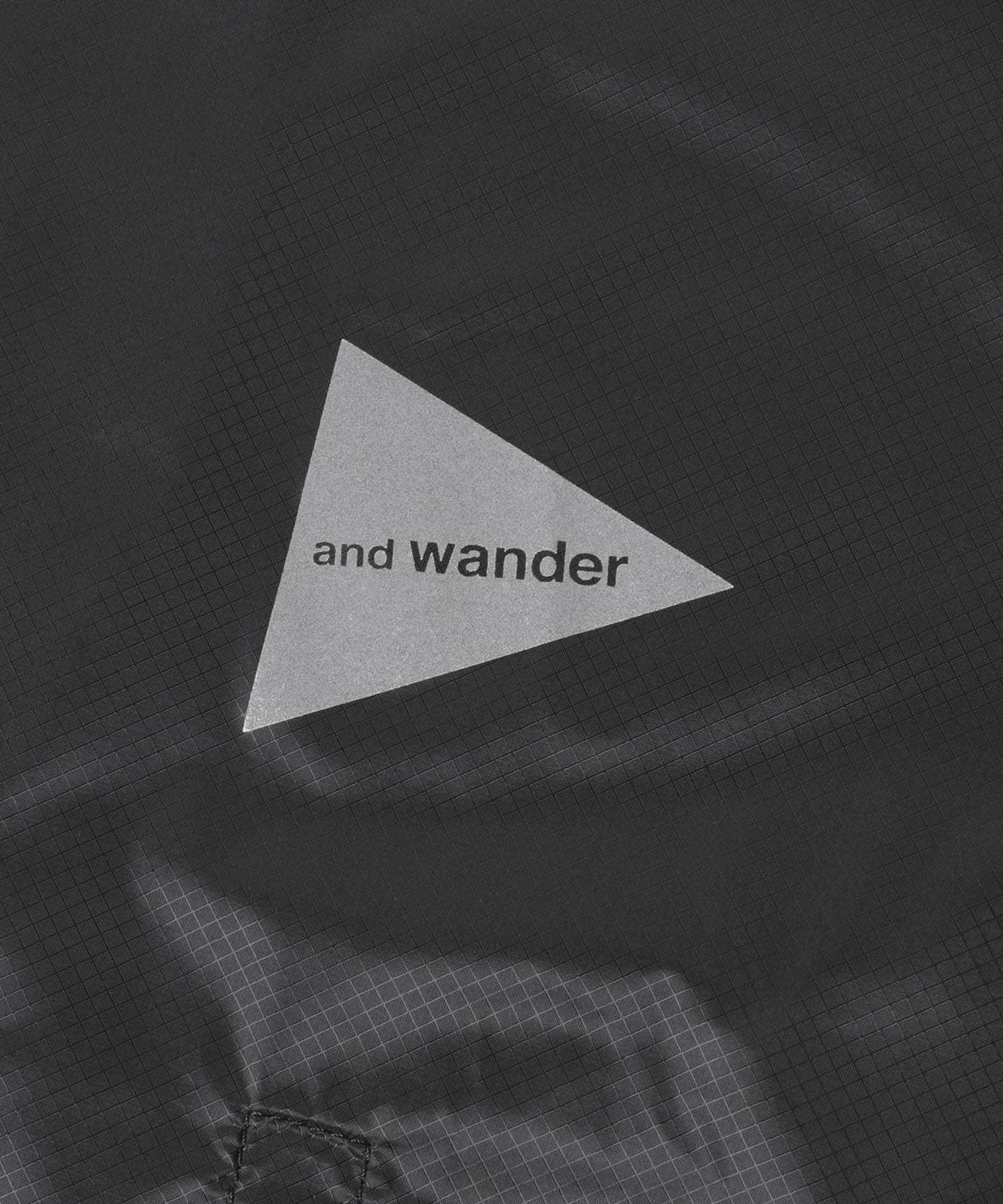 and wander SIL PONCHO 斗篷