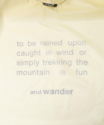 and wander SIL PONCHO 斗篷