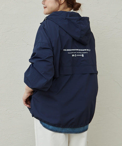 防潑水再生尼龍套頭風衣外套