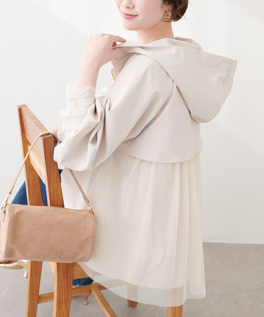 背部網紗荷葉擺設計 戶外風夾克