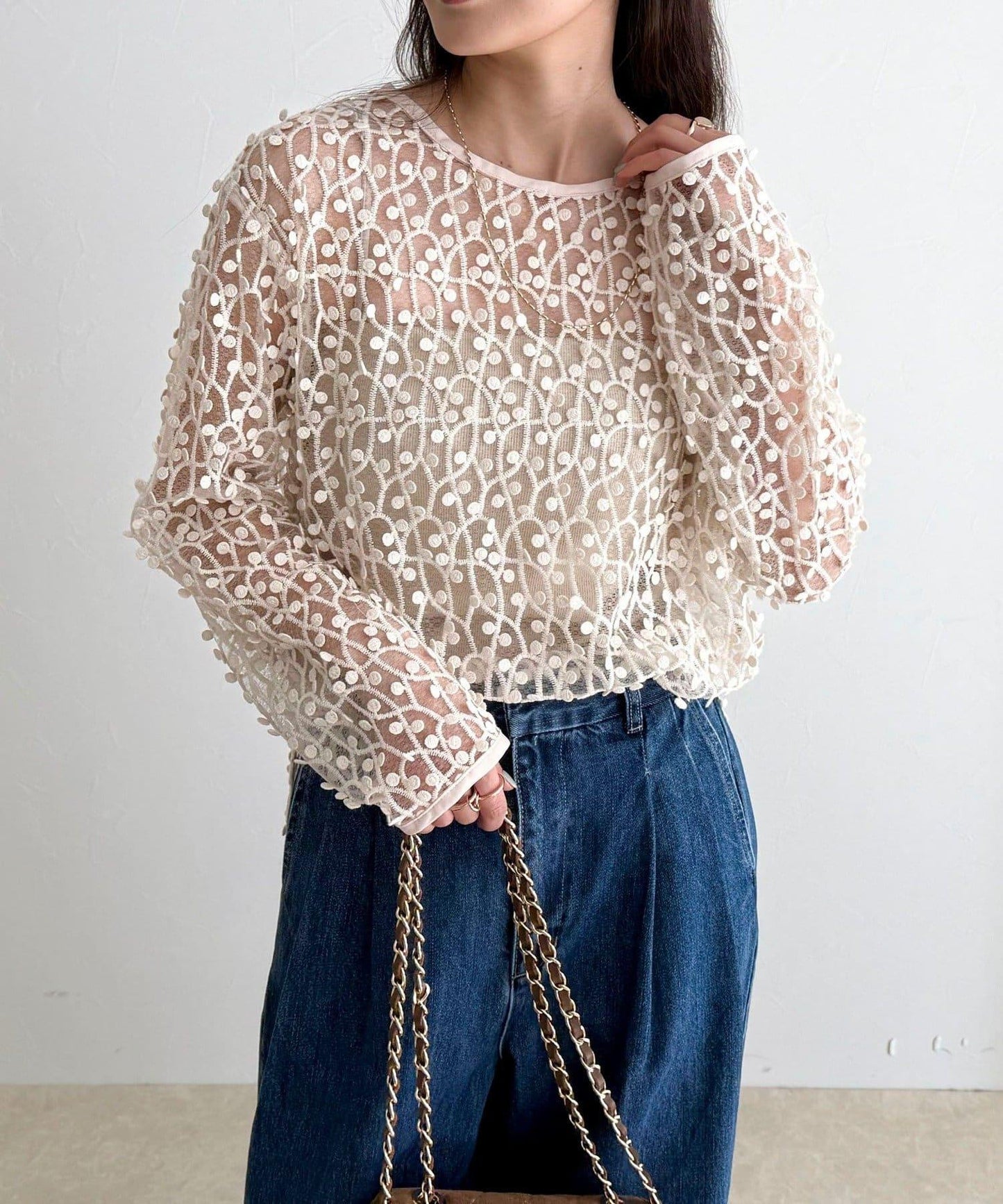 焦點圓點刺繡套頭上衣